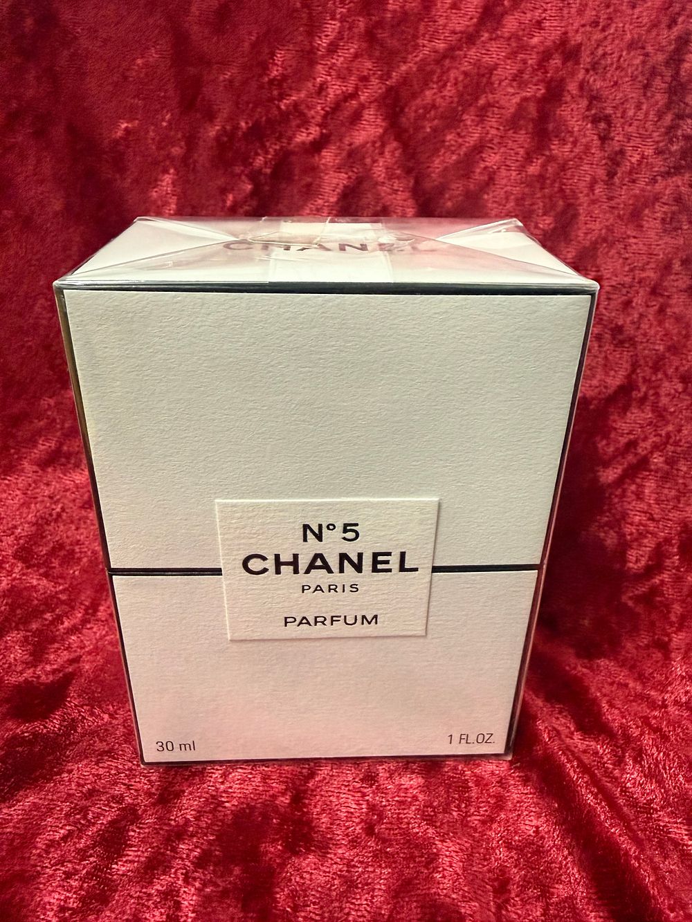 Lot 68: A Sealed Box of Chanel No. 5 Parfum, 30 ml