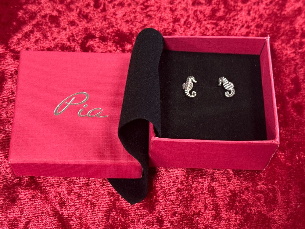 Lot 83: A Pair of Silver Coloured Seahorse Stud Earrings by Pia