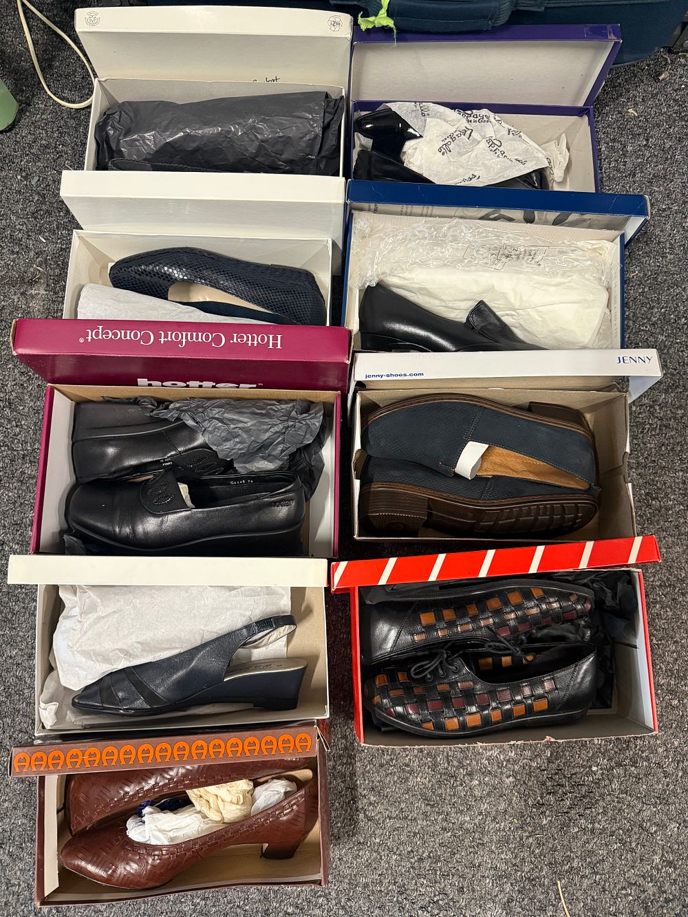 Lot 139: A Collection of 9 Pairs of Women's Boxed Shoes