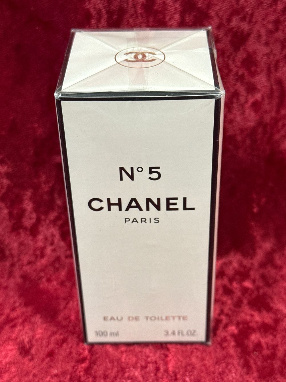 Lot 176: A factory sealed bottle of Chanel N°5 Eau de Toilette