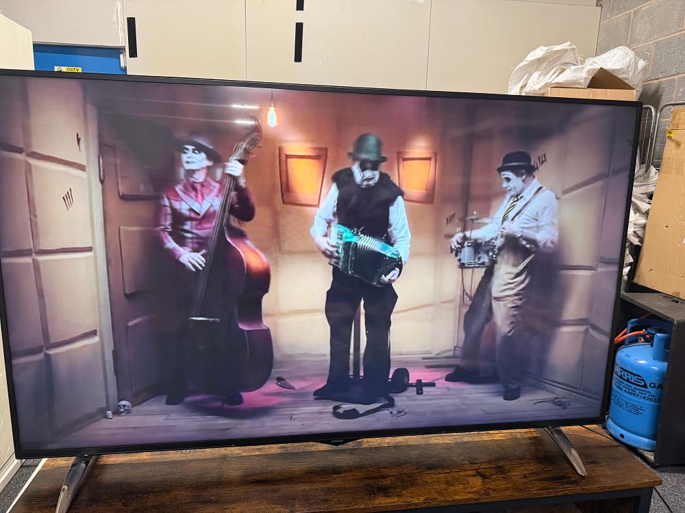 Lot 224: Techwood 65-inch 4K Ultra HD Smart Television
