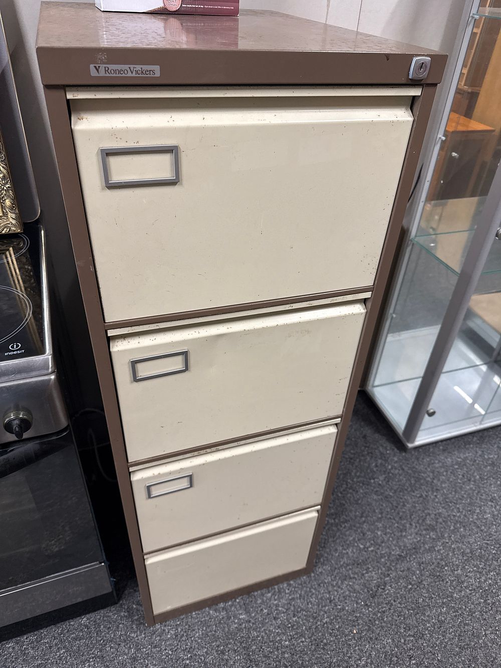 Lot 250: Roneo Vickers industrial four drawer steel filing cabinet