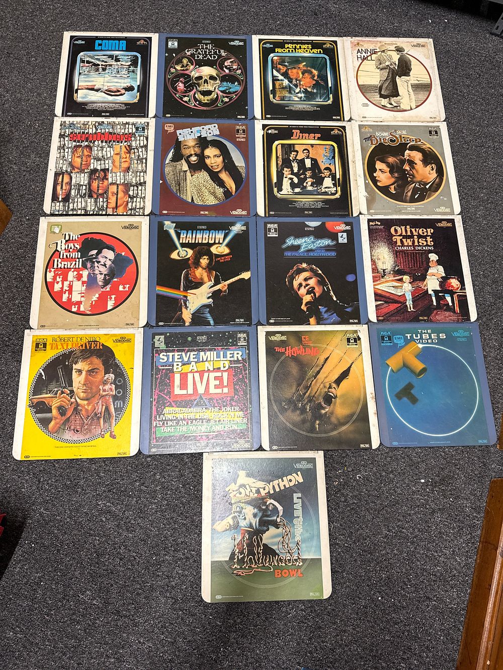 Lot 271: A Collection of Seventeen RCA SelectaVision CED Videodiscs