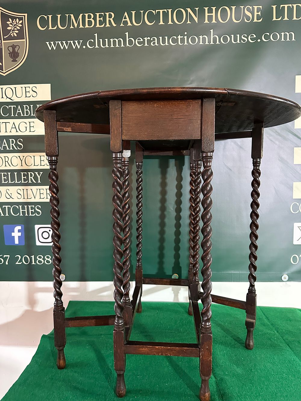 An English Barley Twist Oak Gate Leg Drop Leaf Table, Late 19th/Early 20th Century. An English 