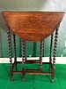 An English Barley Twist Oak Gate Leg Drop Leaf Table, Late 19th/Early 20th Century. An English Image - 4