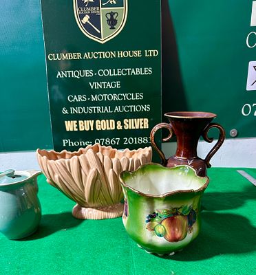 A Group of Four Vintage Ceramic Wares. A group of four diverse ceramic items. Comprising: a 