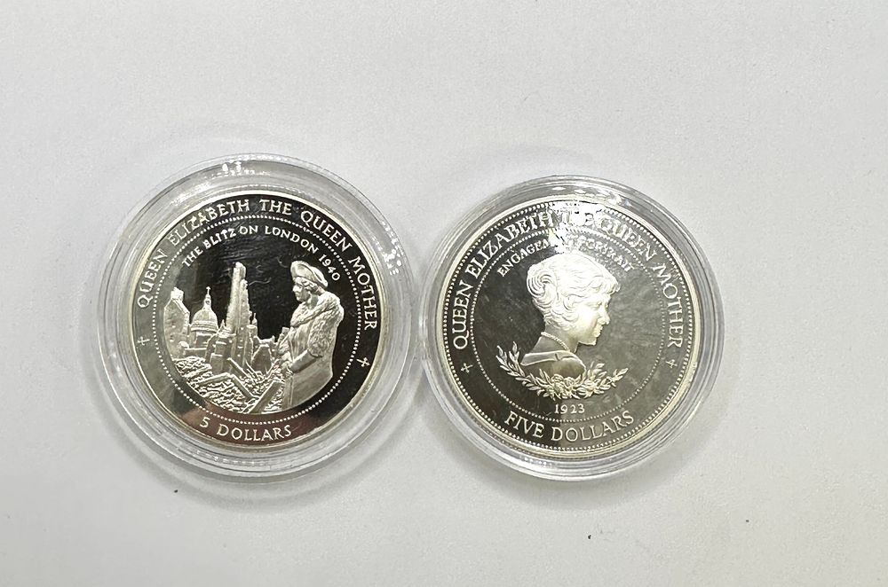 Lot 271: A Pair of Niue and Barbados 925 Silver Proof 5 Dollar Coins