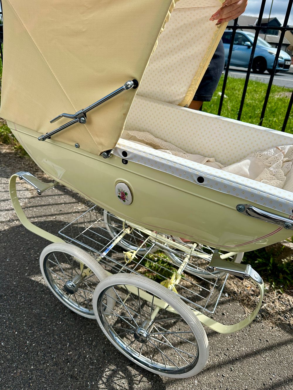 Lot 68: A Silver Cross Coach-Built Dolls Pram in Primrose Yellow