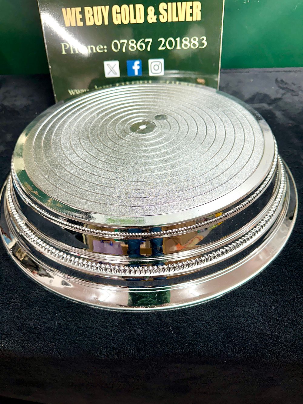 Lot 360: A Silver-Plated Circular Tiered Cake Stand