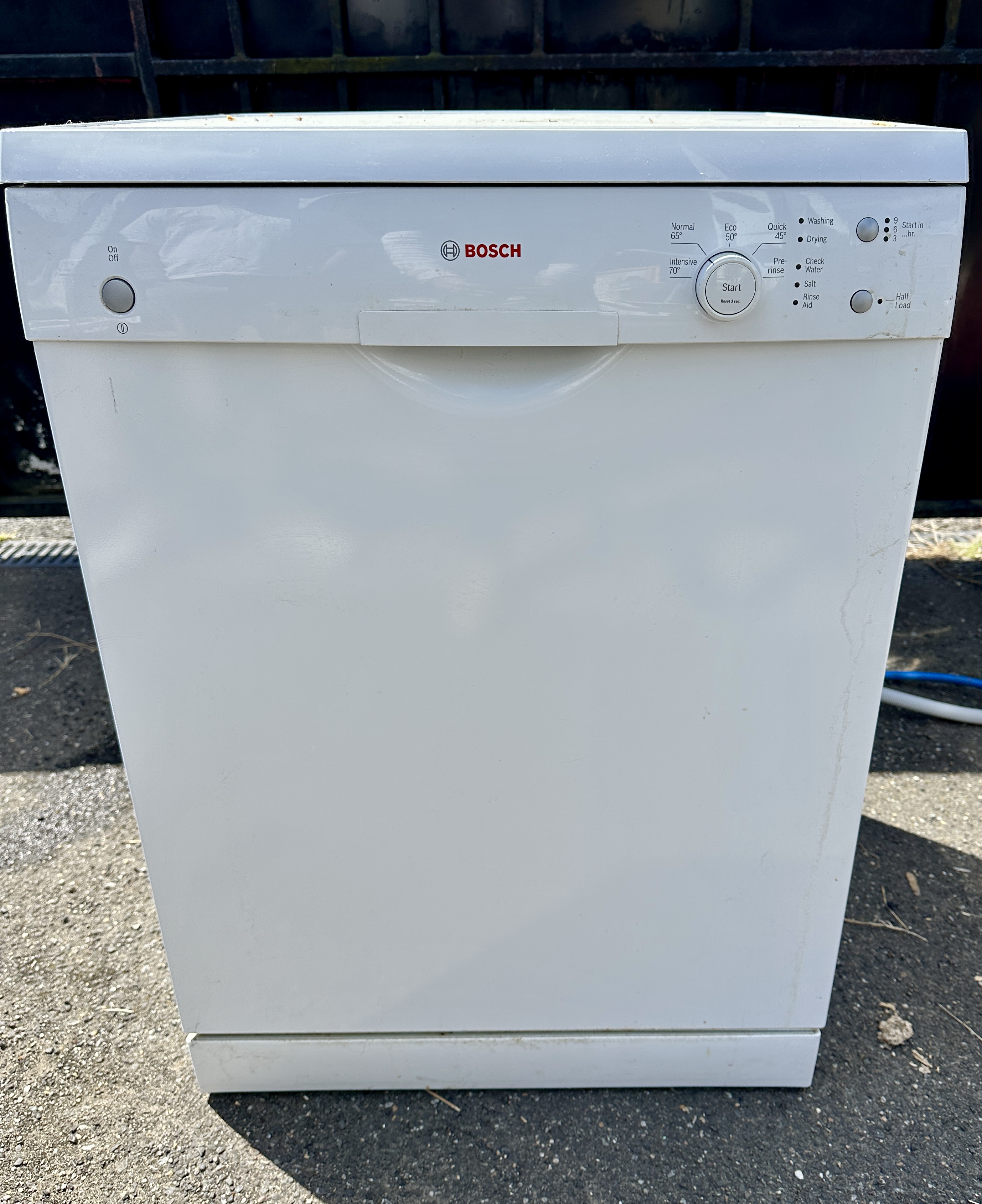 Bosch Freestanding Dishwasher in White