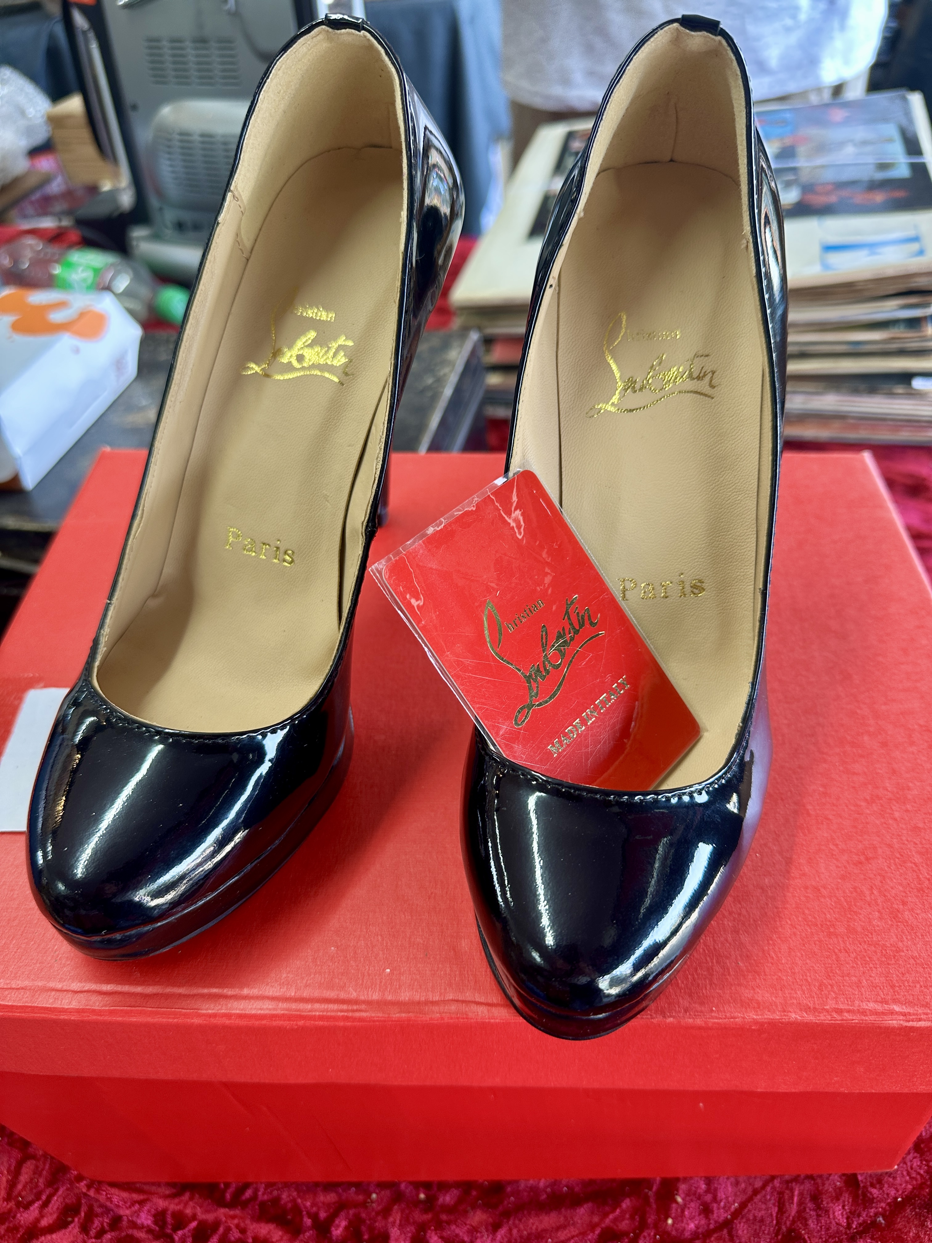 A Pair  Platform Pumps
