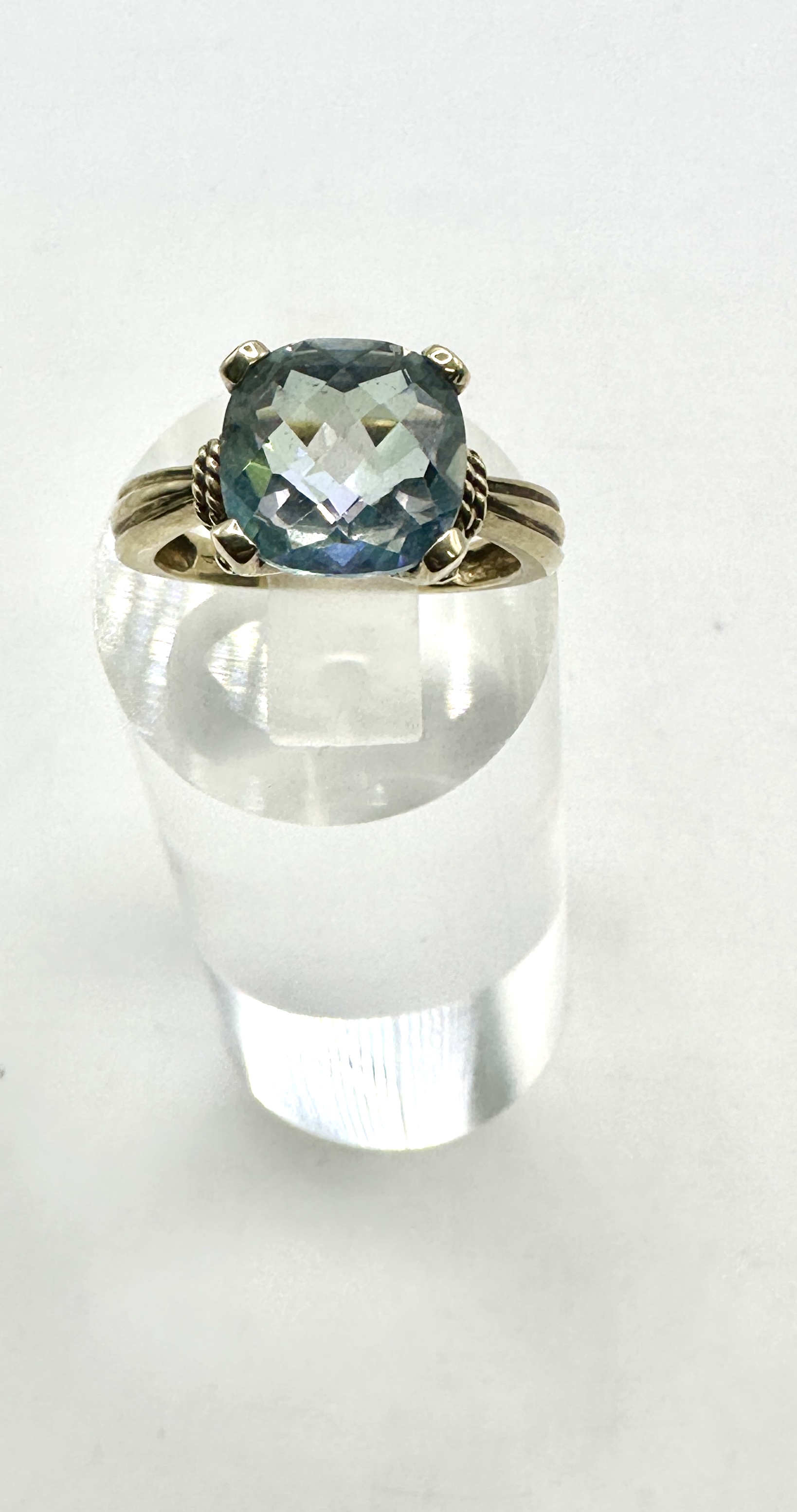 A 9 Carat Yellow Gold and Mystic Topaz Cocktail Ring