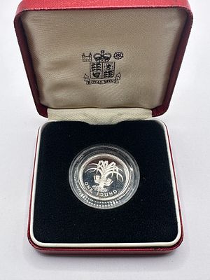 UK 1985 Silver Proof Piedfort One Pound Coin. United Kingdom 1985 silver proof piedfort one 