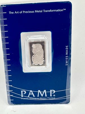 PAMP Suisse 2.5 Gram .9995 Platinum Lady Fortuna Bar in Assay Card. A single 2.5-gram platinum 