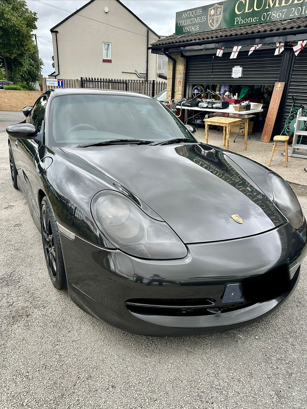 Lot 400: Porsche 911 Carrera (996.1) Tiptronic Coupe