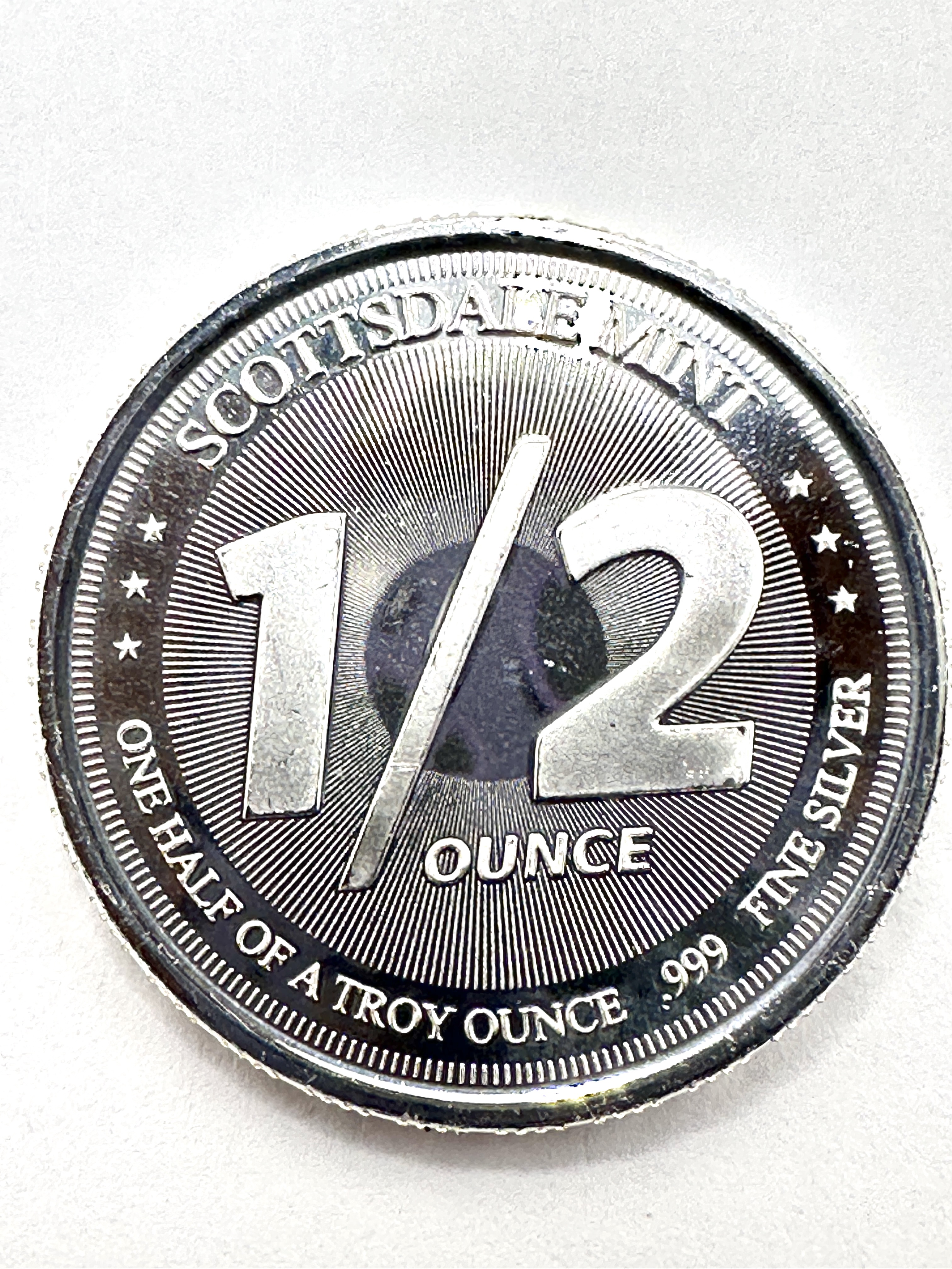 Scottsdale Mint 1/2 oz .999 Fine Silver Lion Round