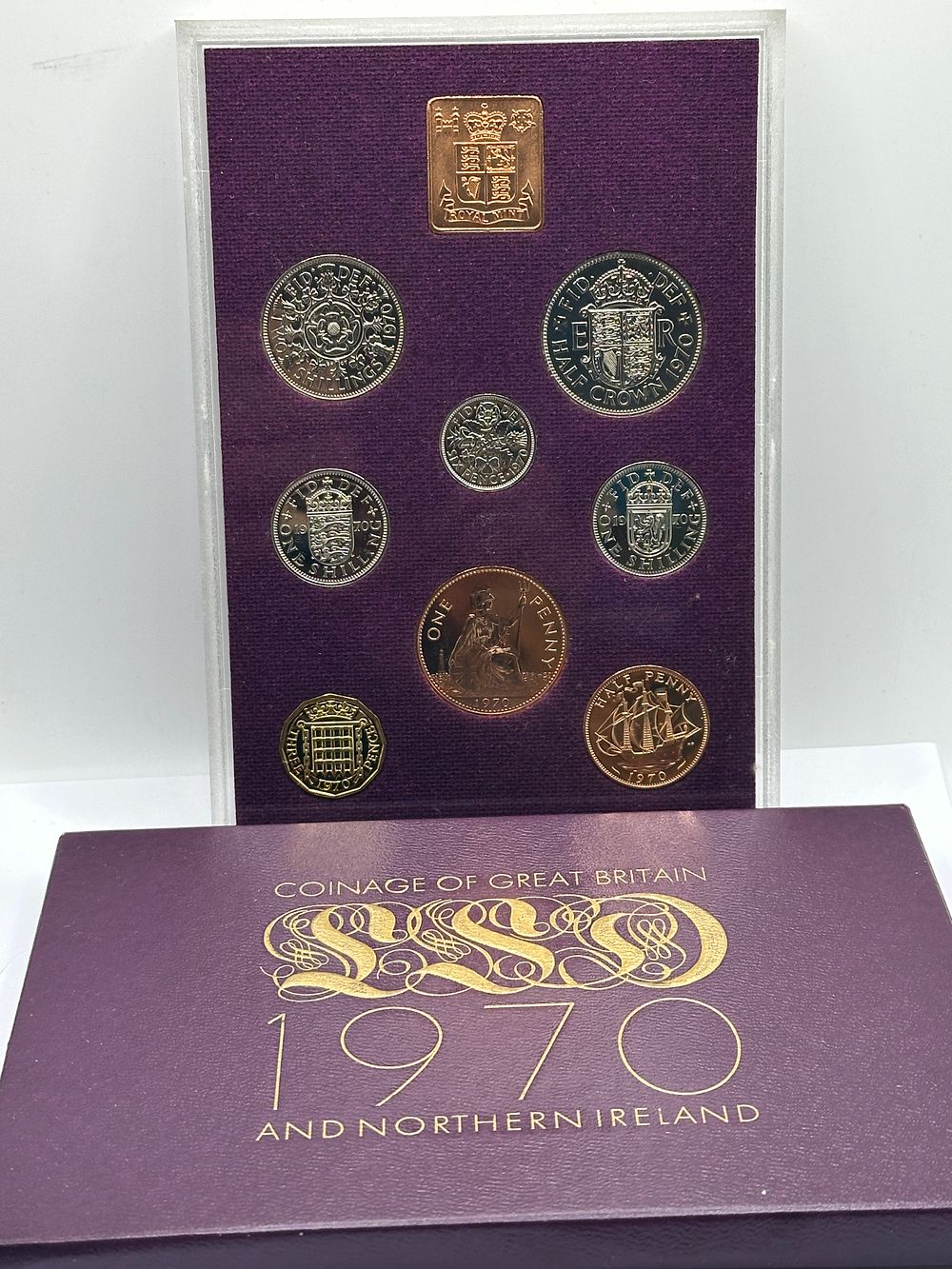 Lot 185: UK 1970 Proof Coin Set, Coinage of Great Britain and Northern Ireland