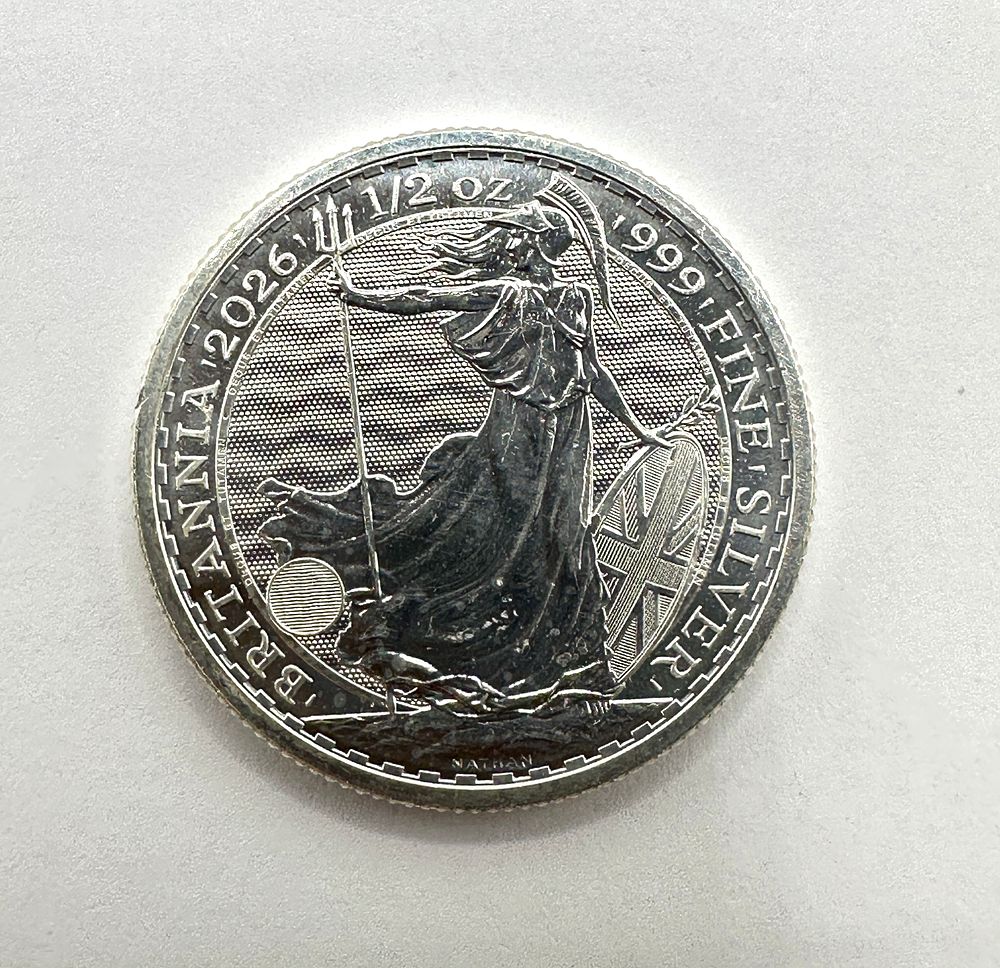 Lot 204: A 2024 United Kingdom Royal Mint 1/2 oz Silver Britannia One Pound Coin