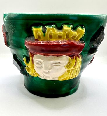 A High-Relief Moulded Earthenware Figural Ashtray with Majolica Glazes. An earthenware ashtray 