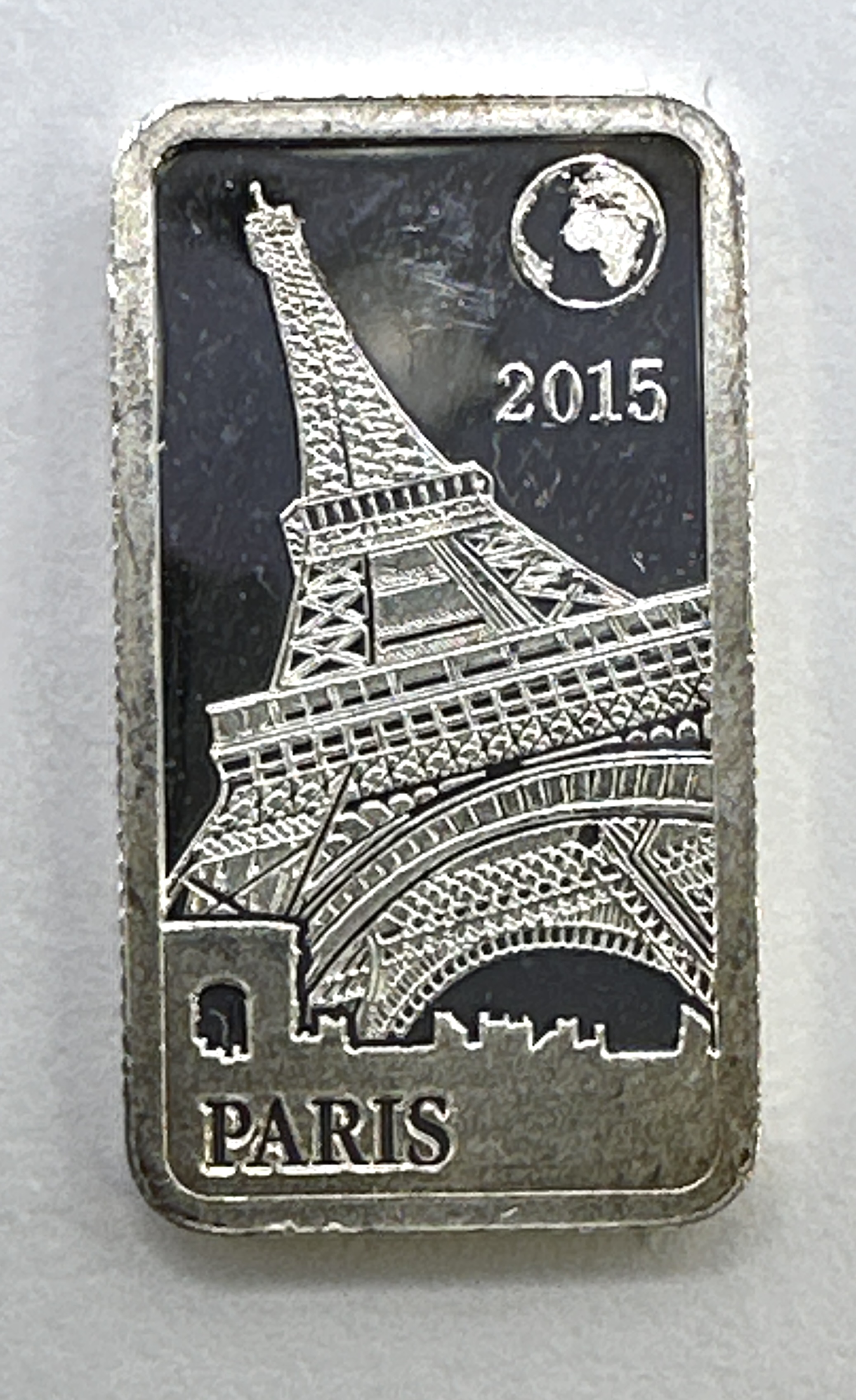 Solomon Islands 2015 Half Dollar 2.5g Fine Silver Paris Eiffel Tower Bullion Bar