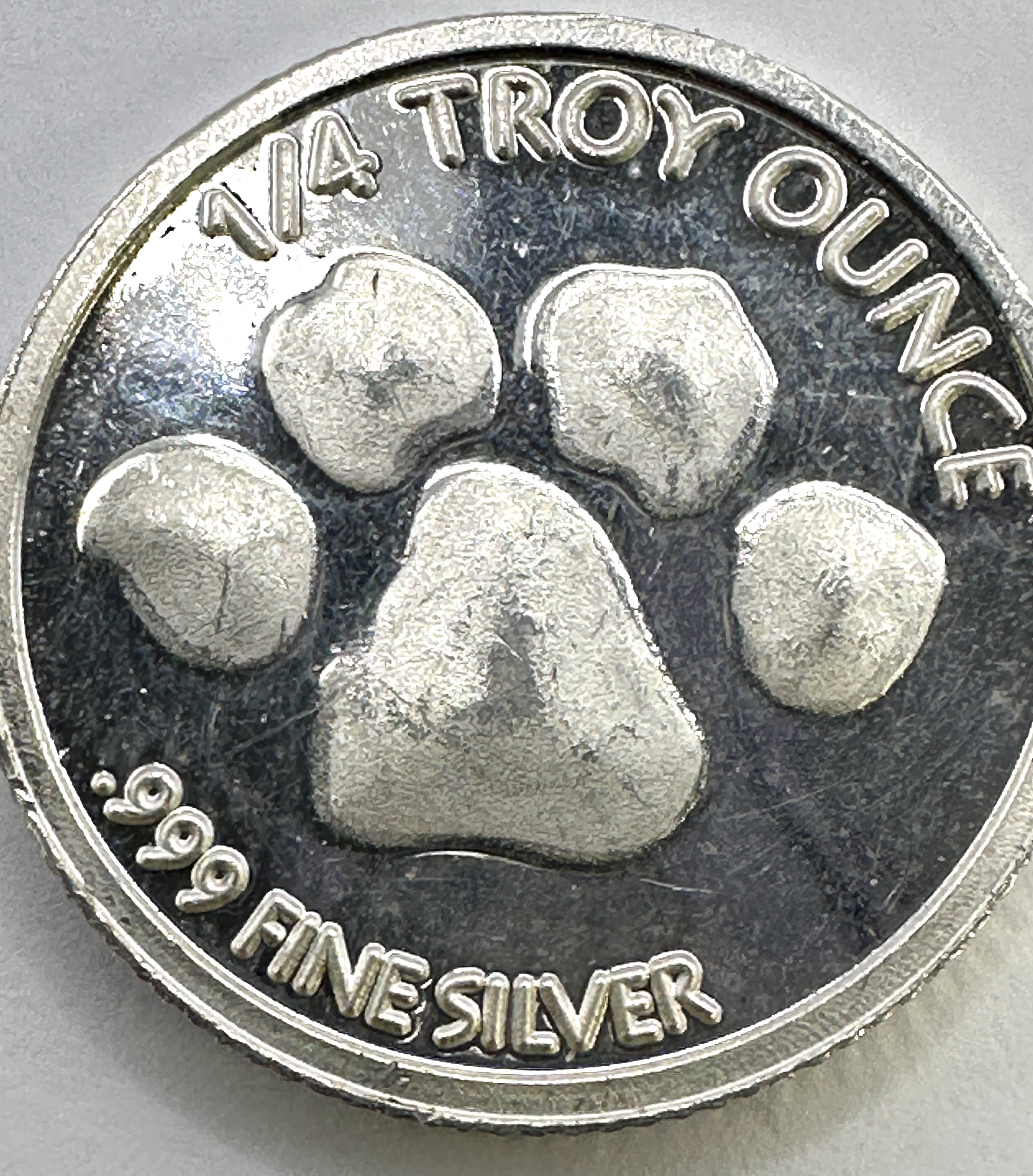 Lydian Mint Lydian Lion 1/4 oz t .999 Fine Silver Round