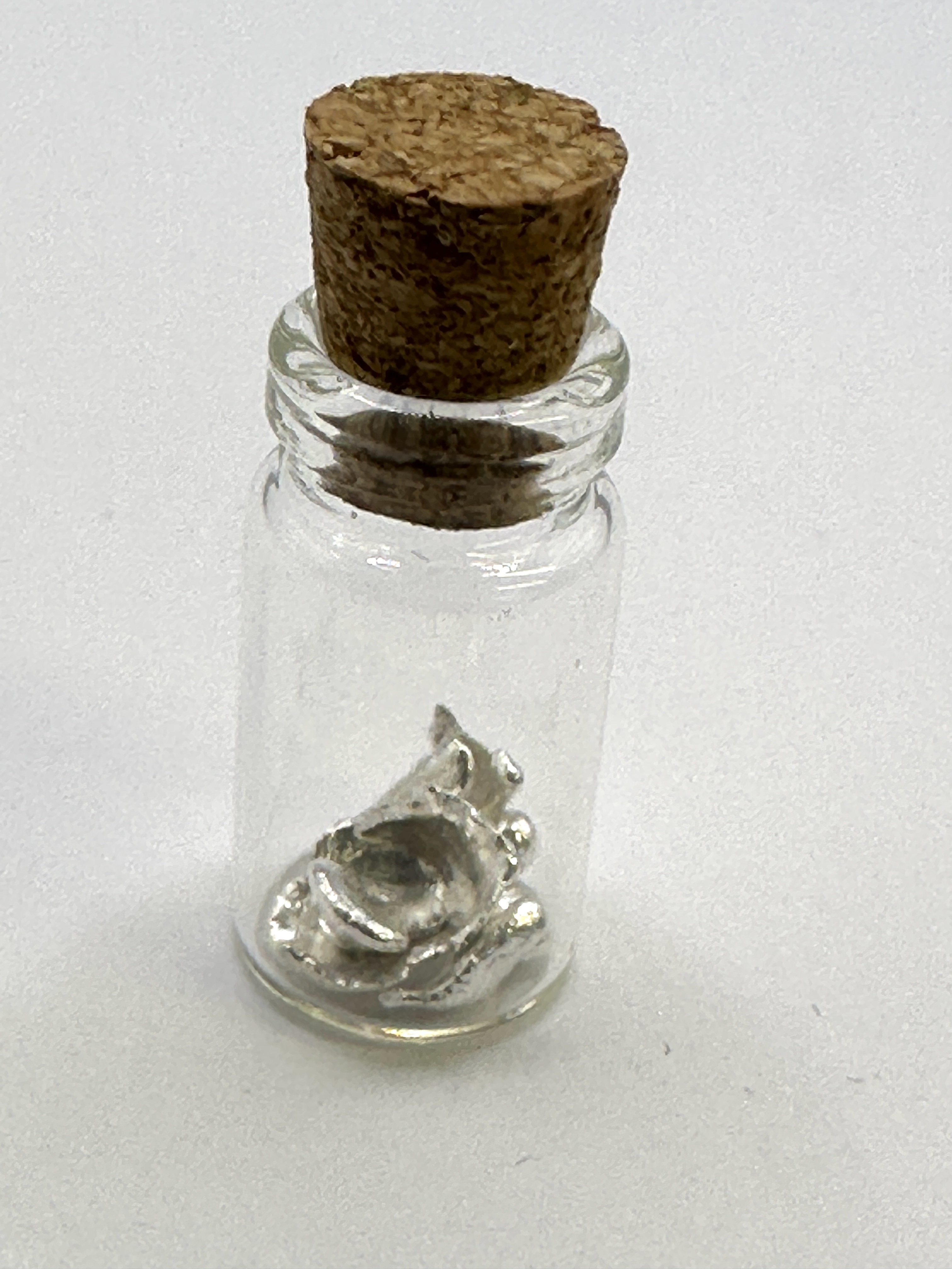 1 Gram of 999.9 Fine Silver Crystalline Bullion in a Glass Specimen Vial