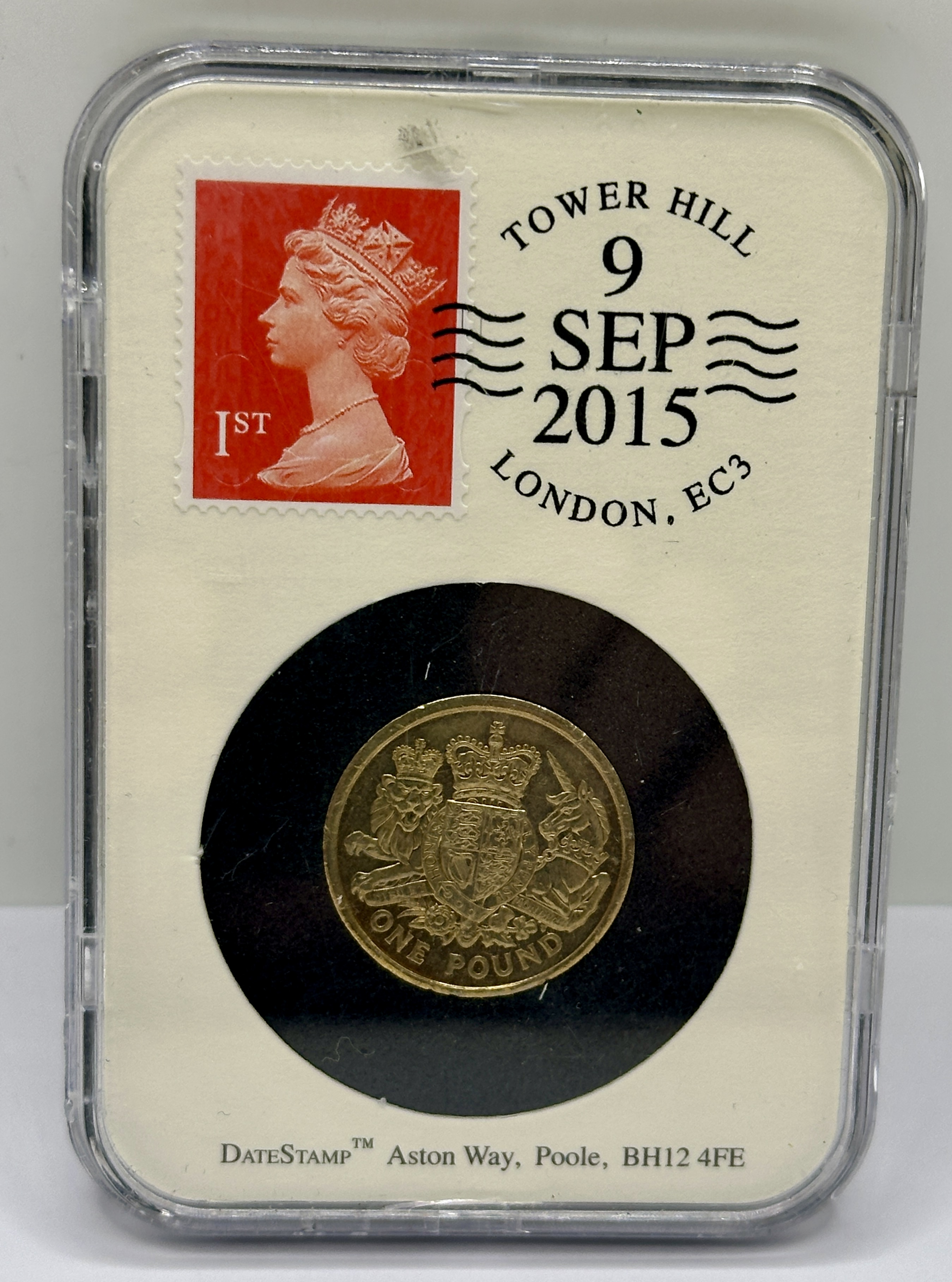 2015 UK Royal Arms £1 Coin and 1st Class Stamp DateStamp Issue