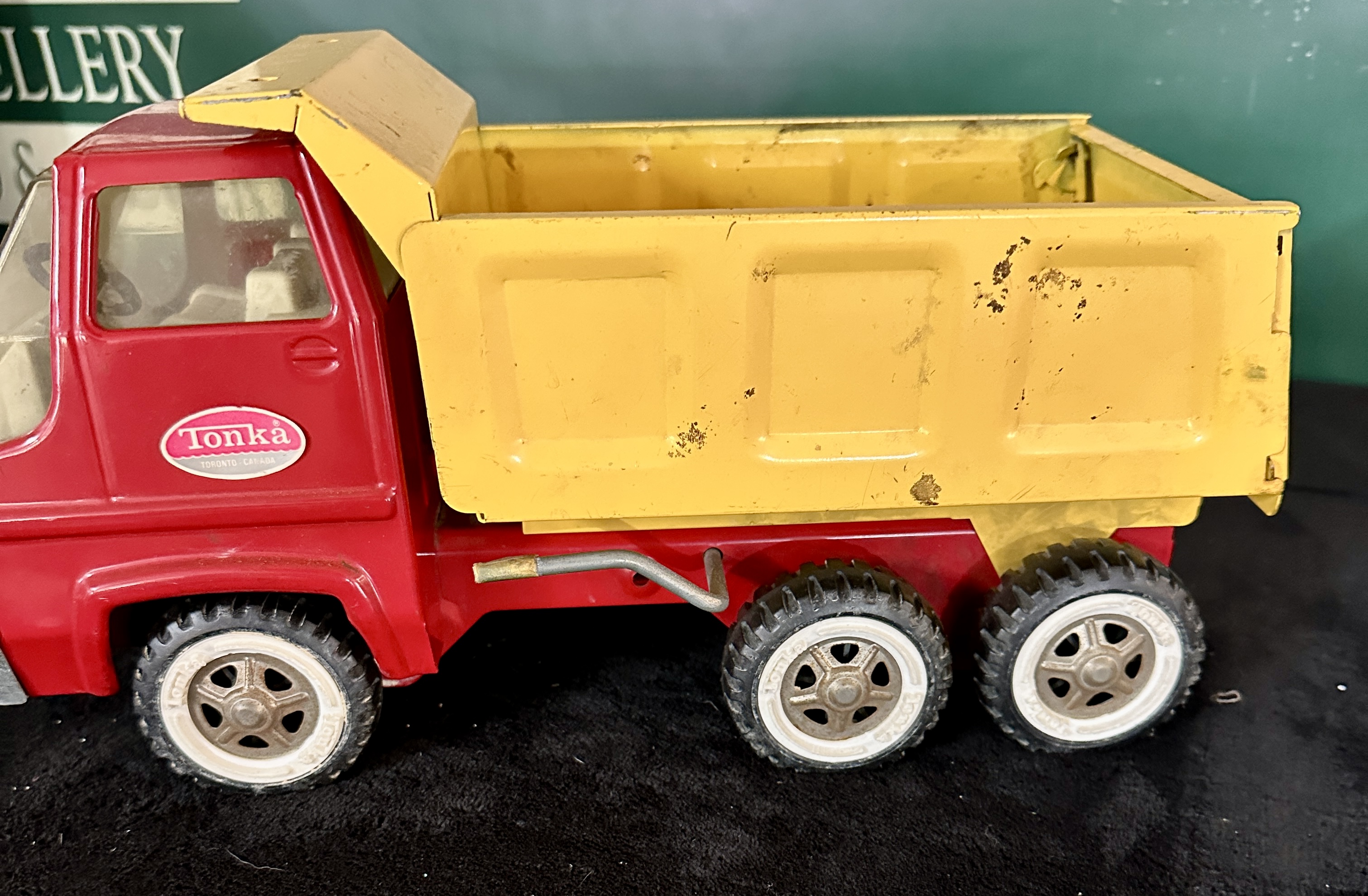 Vintage Tonka Pressed Steel Gas Turbine Dump Truck