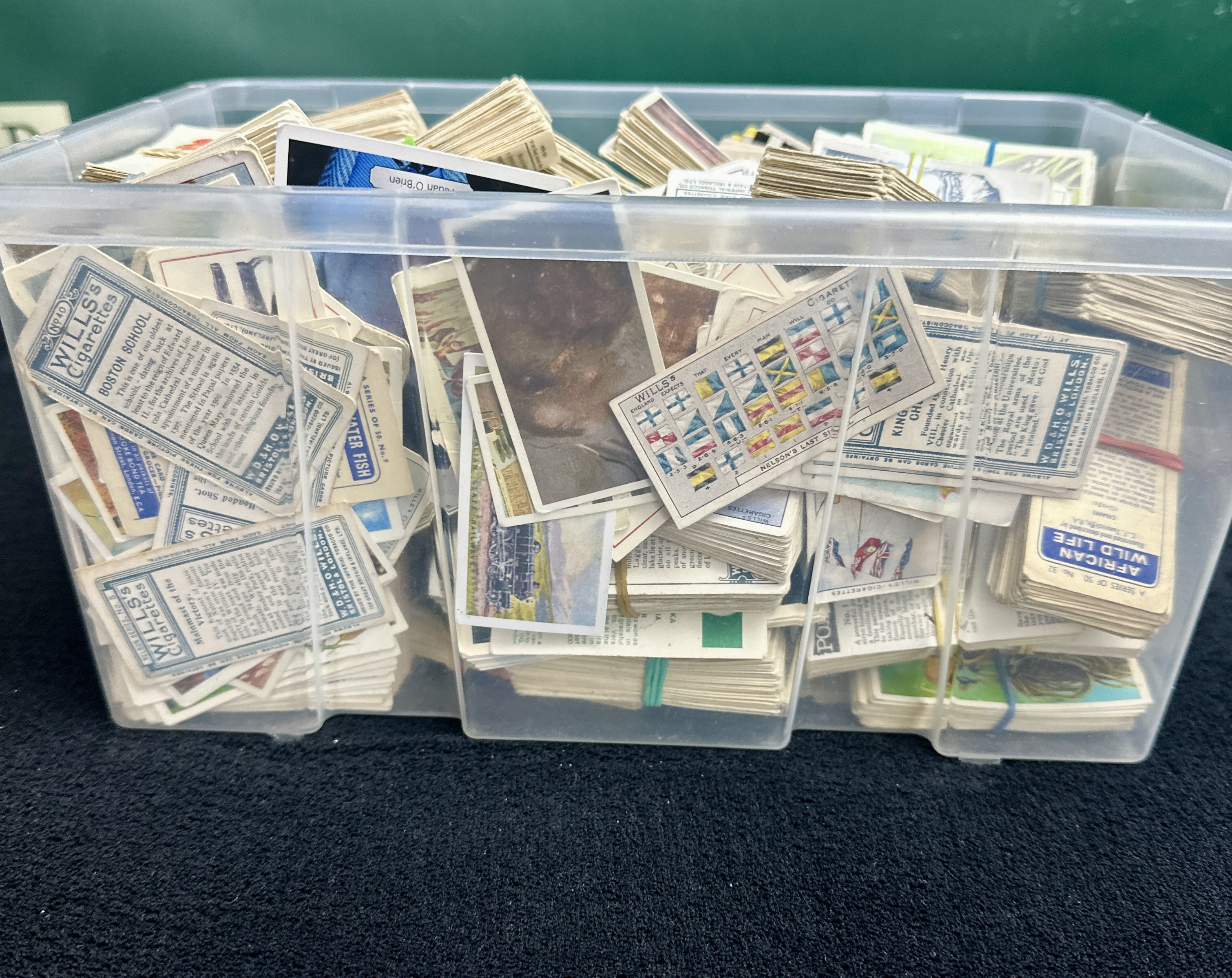 A Collection of Approximately 1,000 Early to Mid-20th Century British Cigarette and Trade Cards