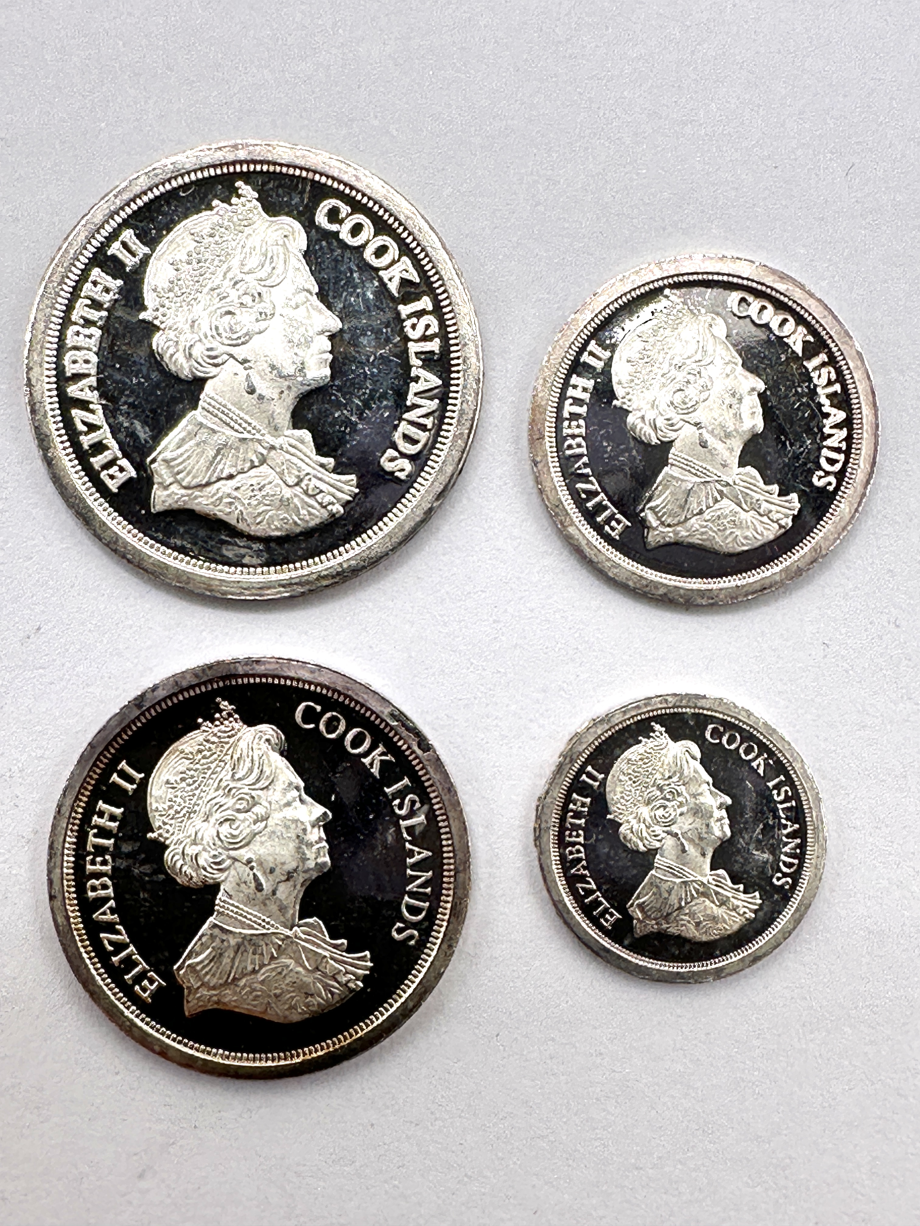 Cook Islands 2002 Elizabeth II Maundy Set