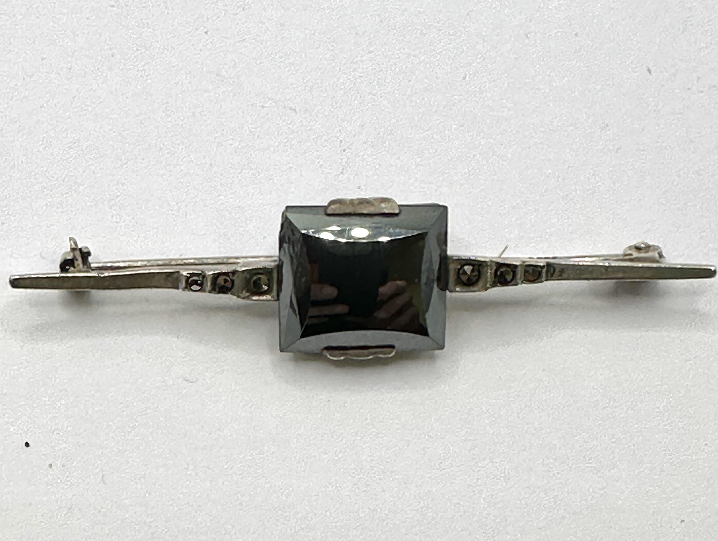 An Art Deco Style 925 Silver and Hematite Bar Brooch