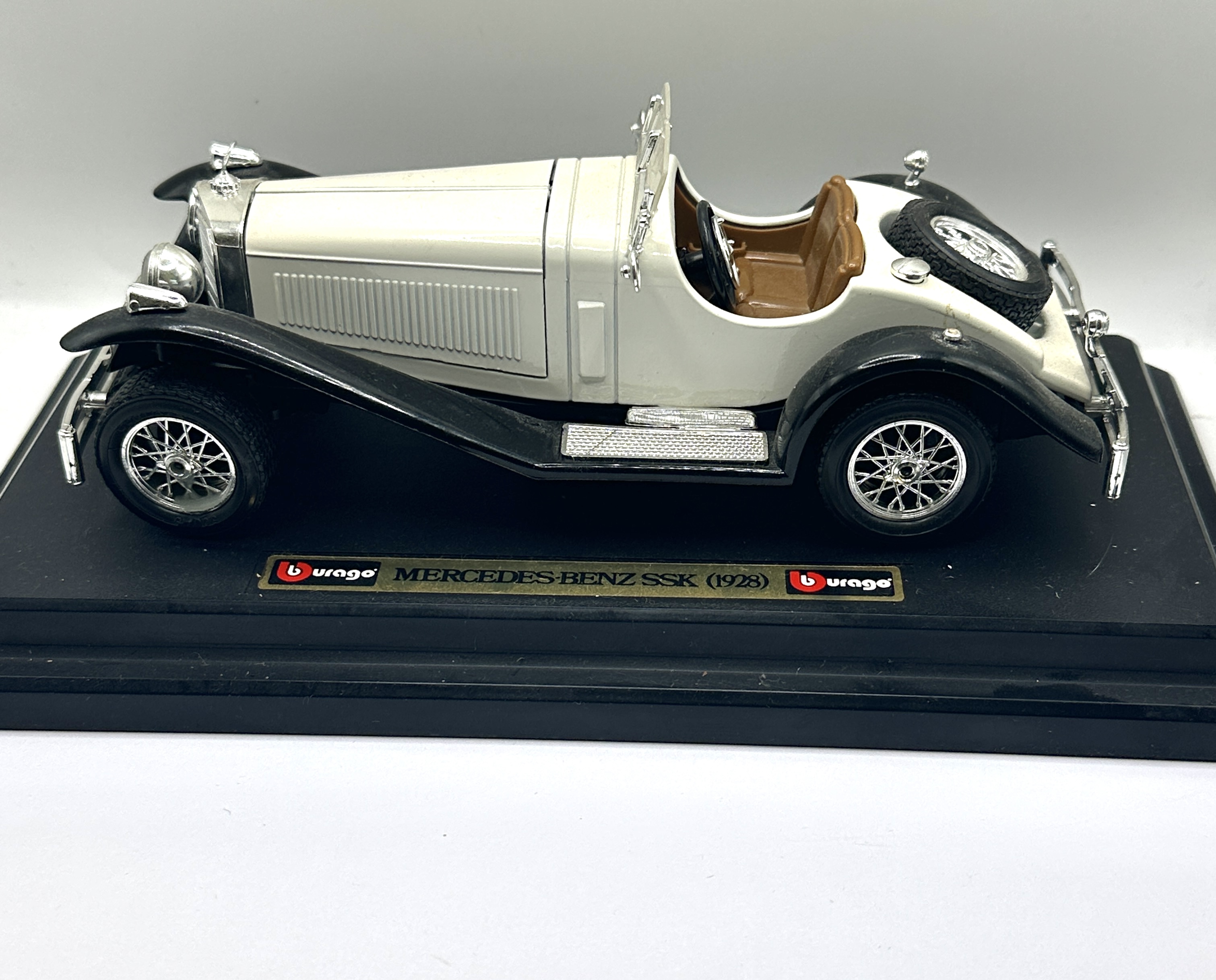 Bburago 1928 Mercedes-Benz SSK, Mounted on Labelled Display Plinth