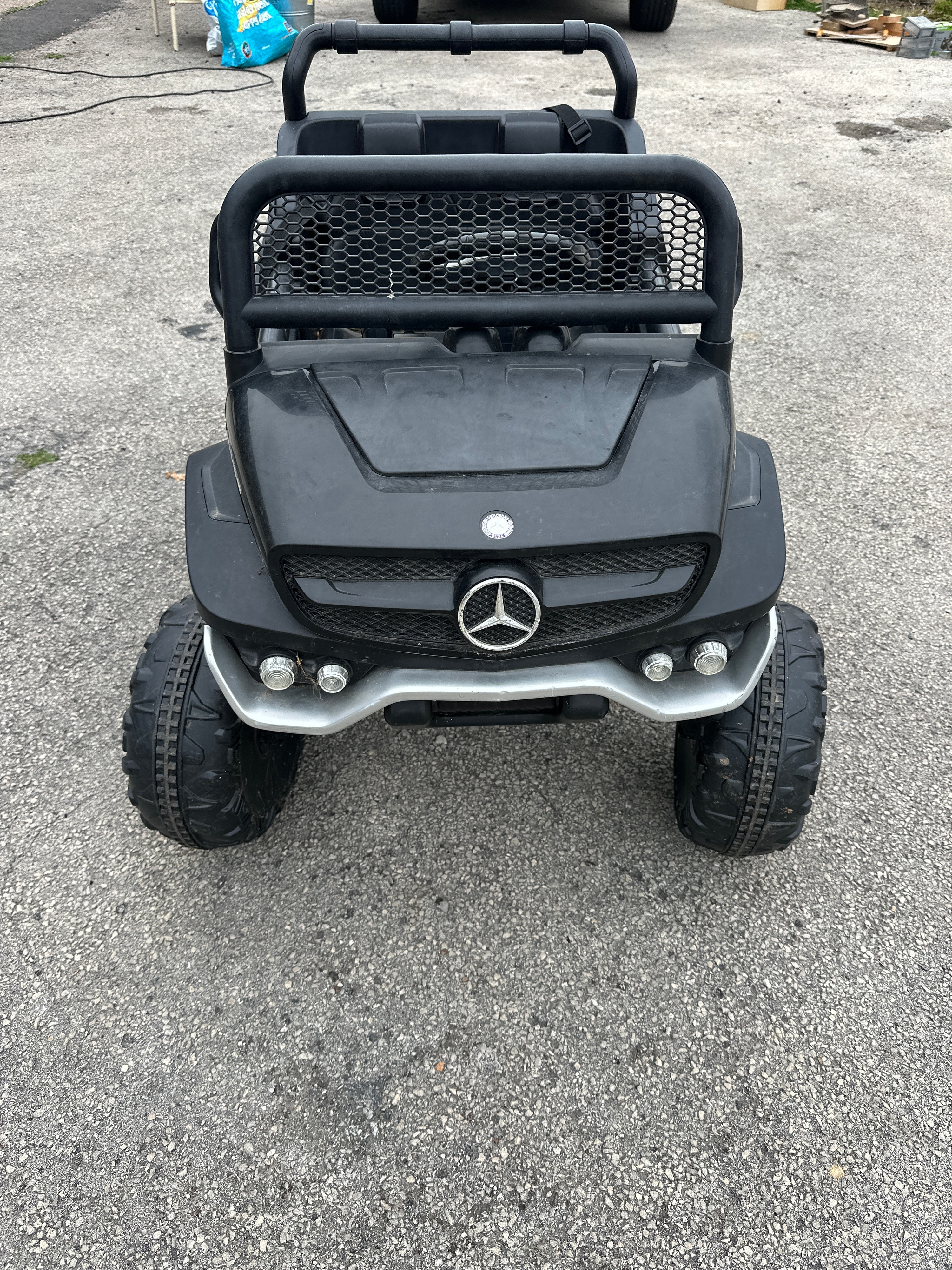A Mercedes-Benz Unimog Licensed Child's Electric Ride-On Vehicle