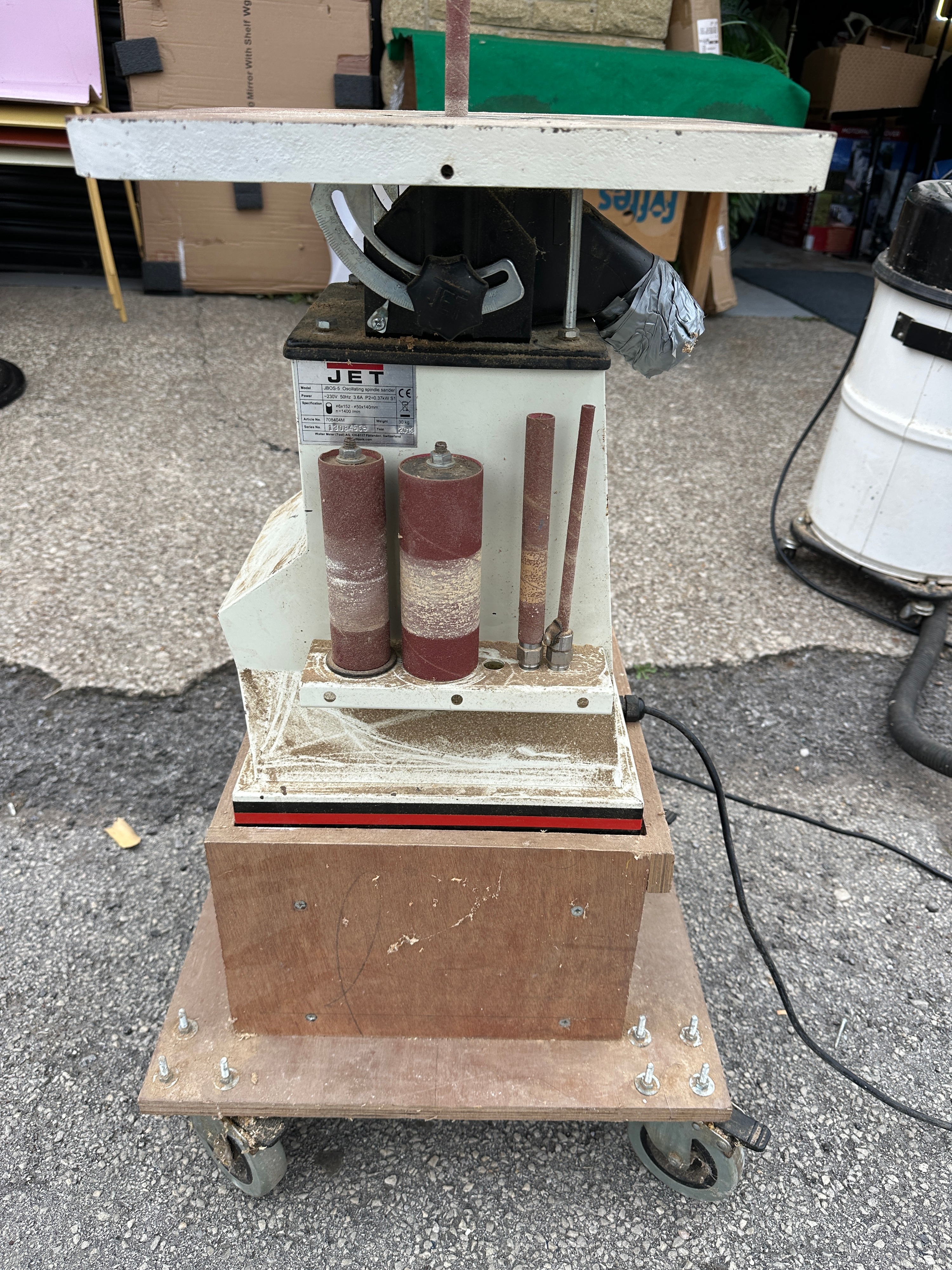 A 2013 JET JBOS-5 Oscillating Spindle Sander with Mobile Base