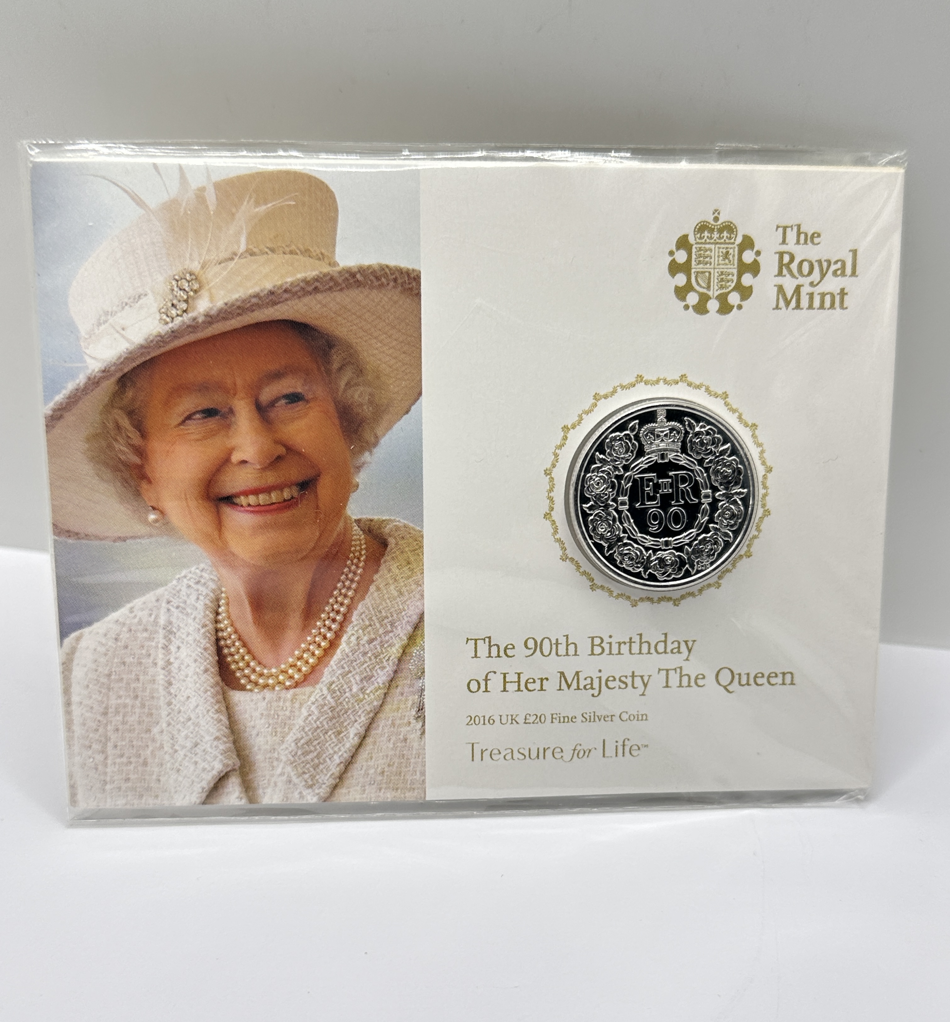 UK 2016 Elizabeth II 999 Fine Silver 20 Pounds Coin