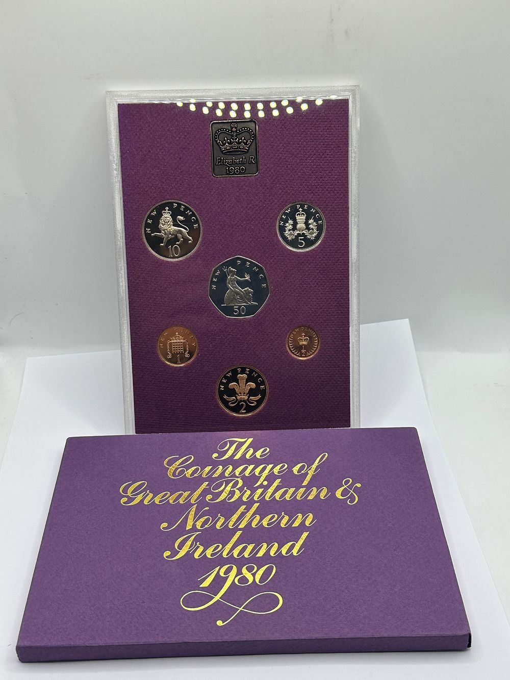 Lot 419: UK 1980 Royal Mint Proof Coin Set