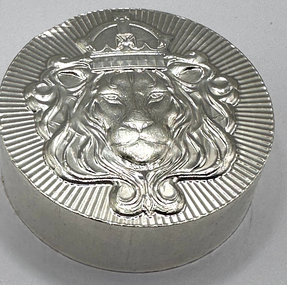 Lot 442: Scottsdale Mint 5 Troy Oz 999 Fine Silver Stacker Round