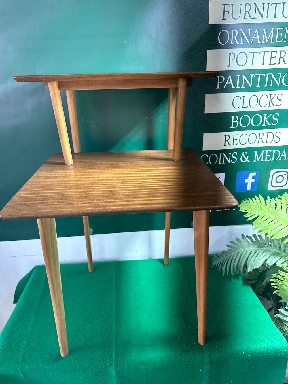 Lot 520: A Vanson Mid-20th Century Two-Tier Side Table