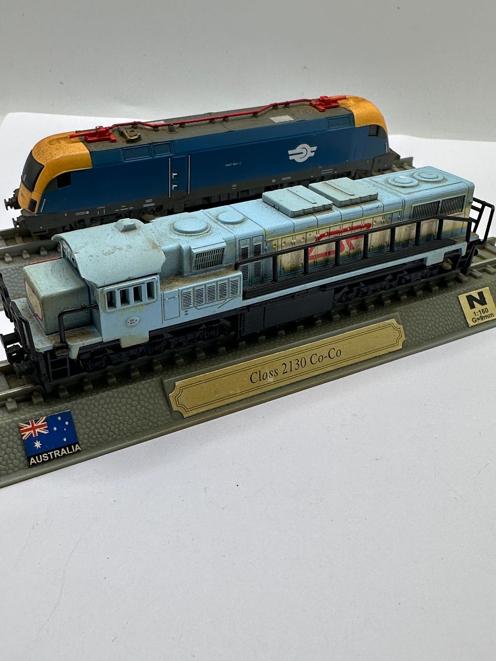 Lot 573: A Pair of N Scale Static Model Locomotives, Hungarian and Australian