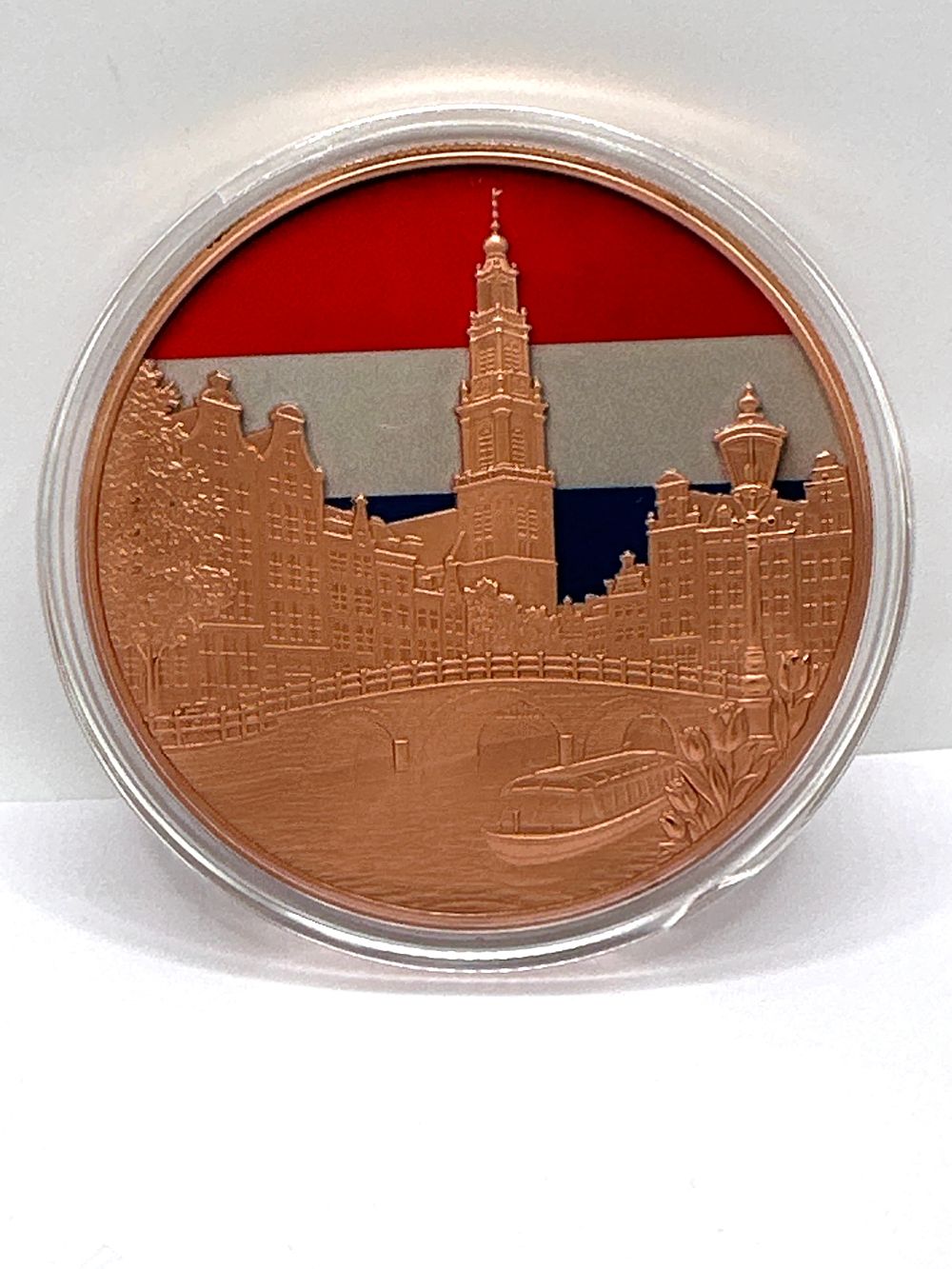Lot 153: TBL Mint Cityscapes 5 AVDP Ounce .999 Copper Commemorative Round