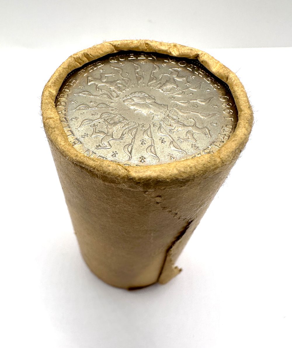 Lot 188: UK 1980 Queen Elizabeth The Queen Mother Commemorative Crown Coin Roll