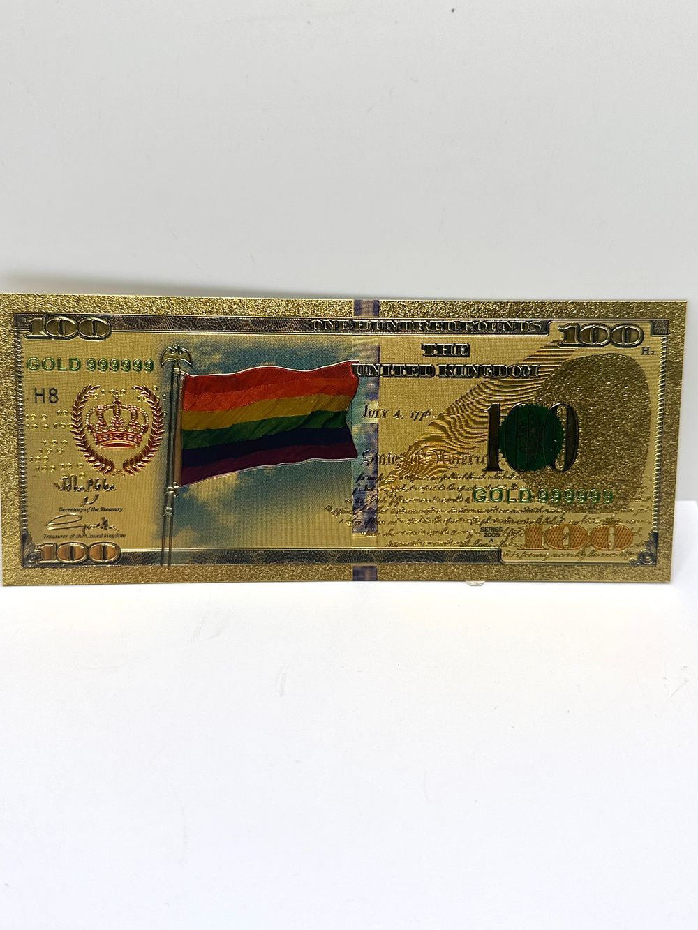 Lot 235: A Novelty 24 Carat Gold Foil UK One Hundred Pounds Note