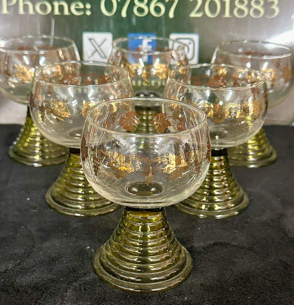 Lot 32: A Set of Six Roemer Wine Glasses with Gilt Decoration