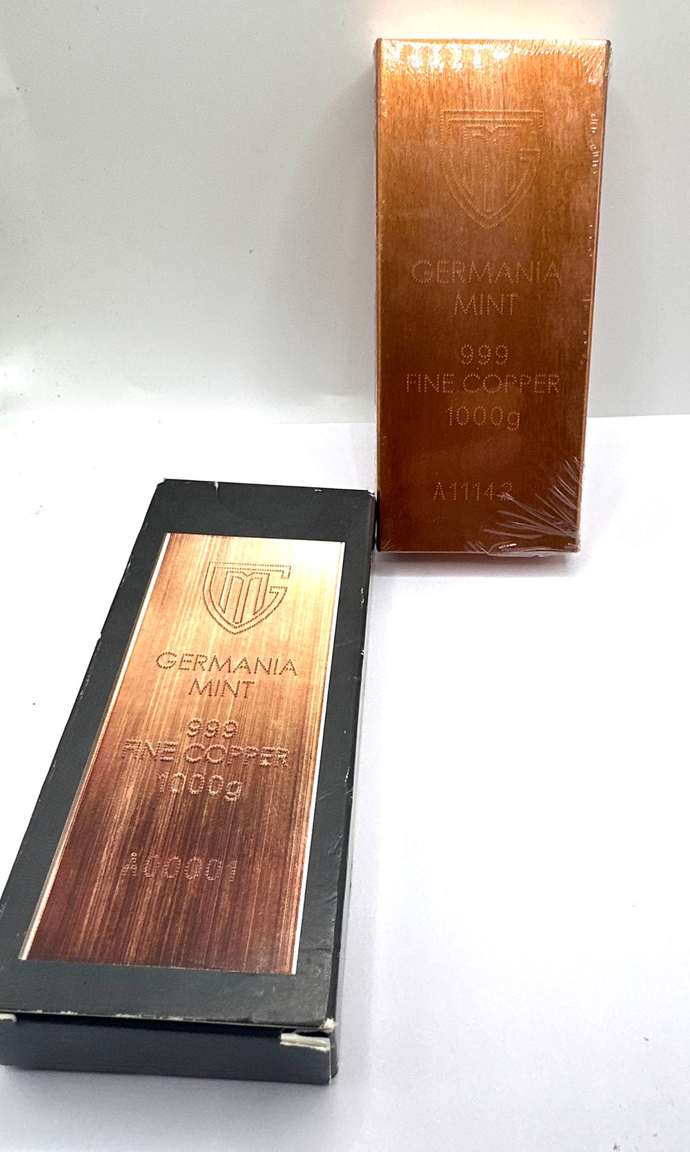 Lot 98: A Germania Mint 1000g Fine Copper Bar