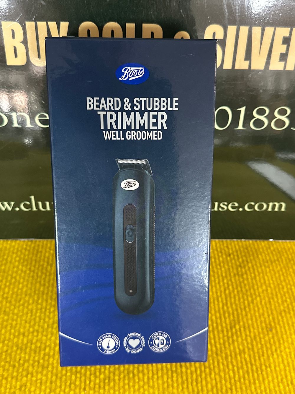Lot 151: A Boots Well Groomed Beard and Stubble Trimmer