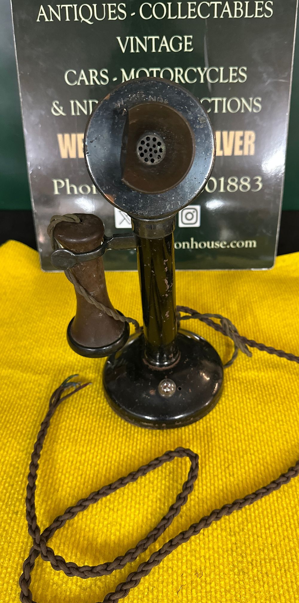 Lot 192: An Early 20th Century W-26 No 1 Candlestick Telephone