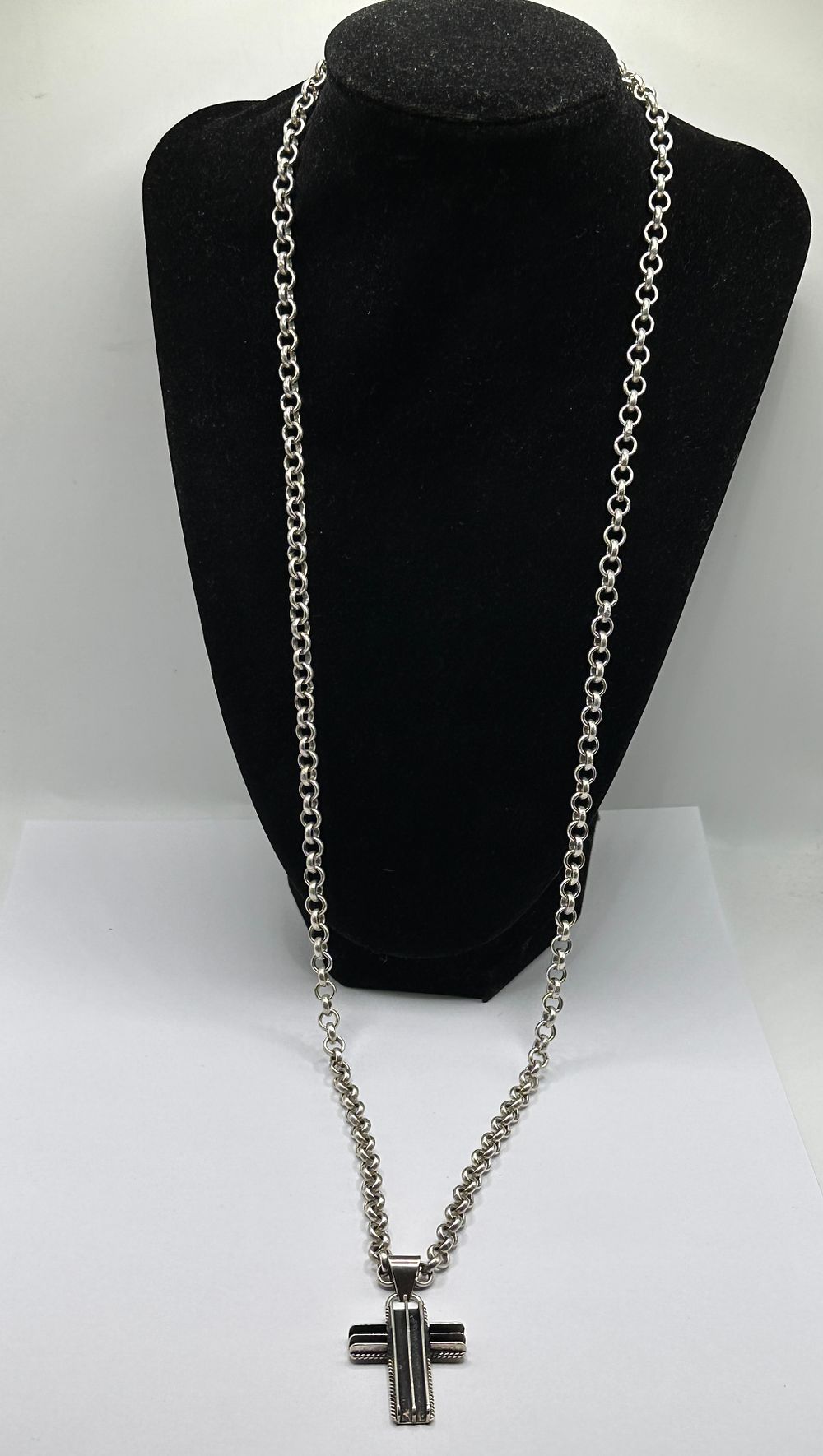 Lot 241: A Sterling Silver Architectural Cross Pendant on Rolo Link Chain