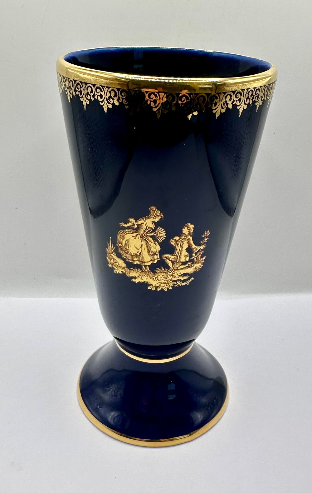 Lot 346: A Limoges France Cobalt Blue and Gilded Footed Porcelain Vase