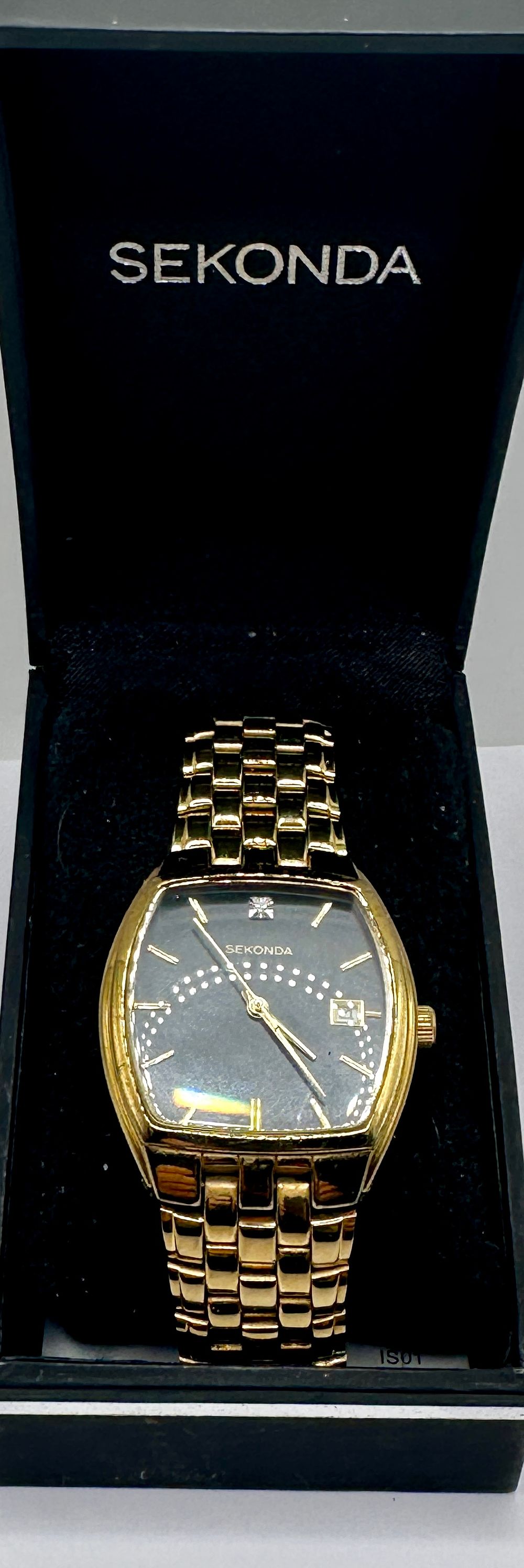 Lot 166: A Sekonda Quartz Wristwatch with Date and Original Box