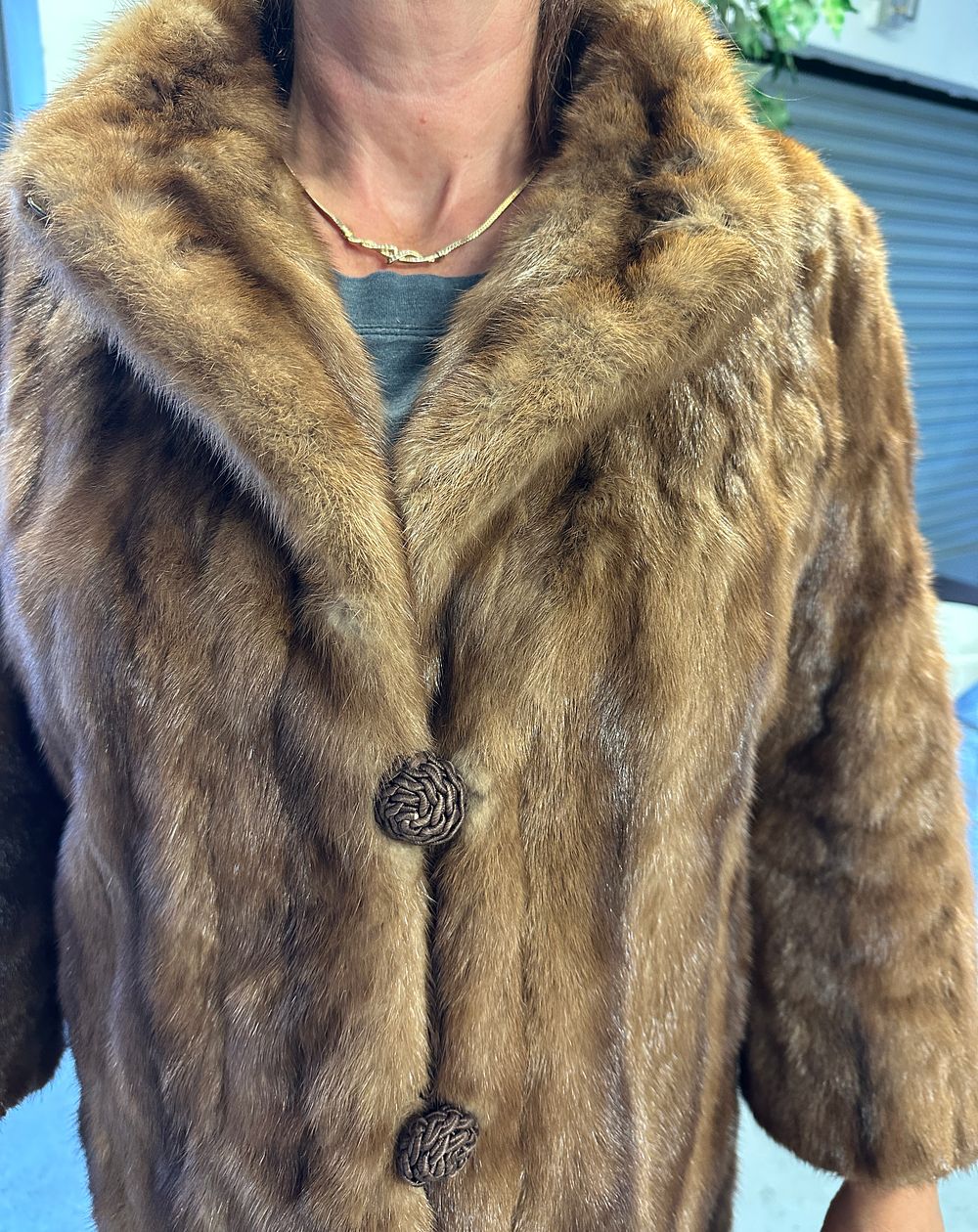 Lot 190: A Mid-20th Century Brown Fur Three-Quarter Length Coat